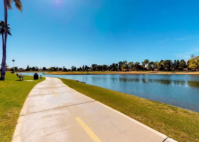 Mccormick Lakeside Retreat *